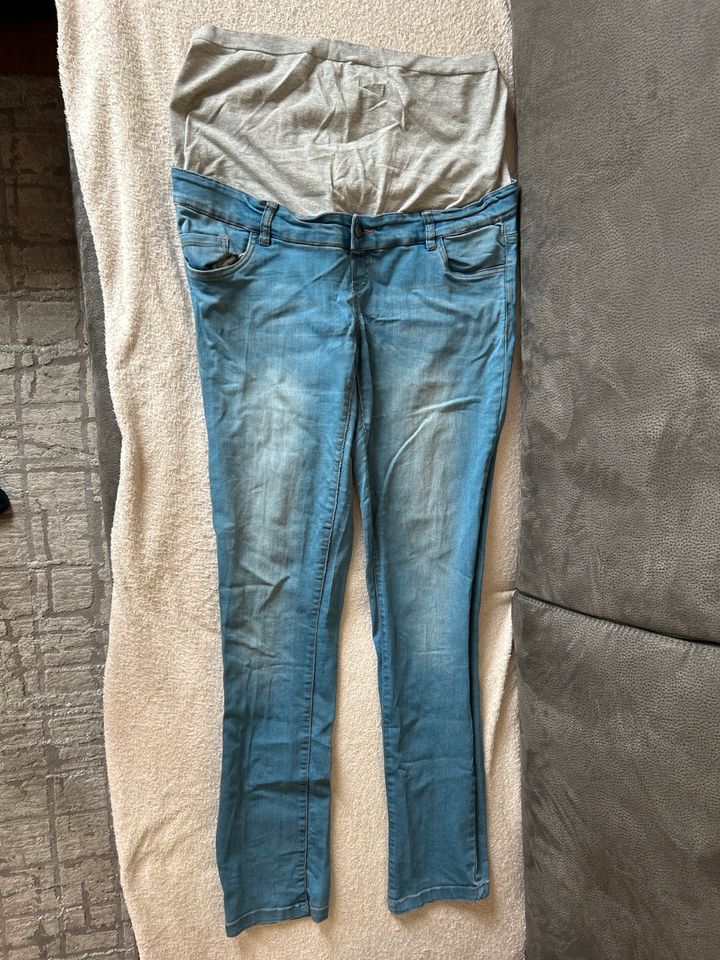 Mamalicious Umstands Jeans 33/34 Größe 42 in Nürnberg (Mittelfr)