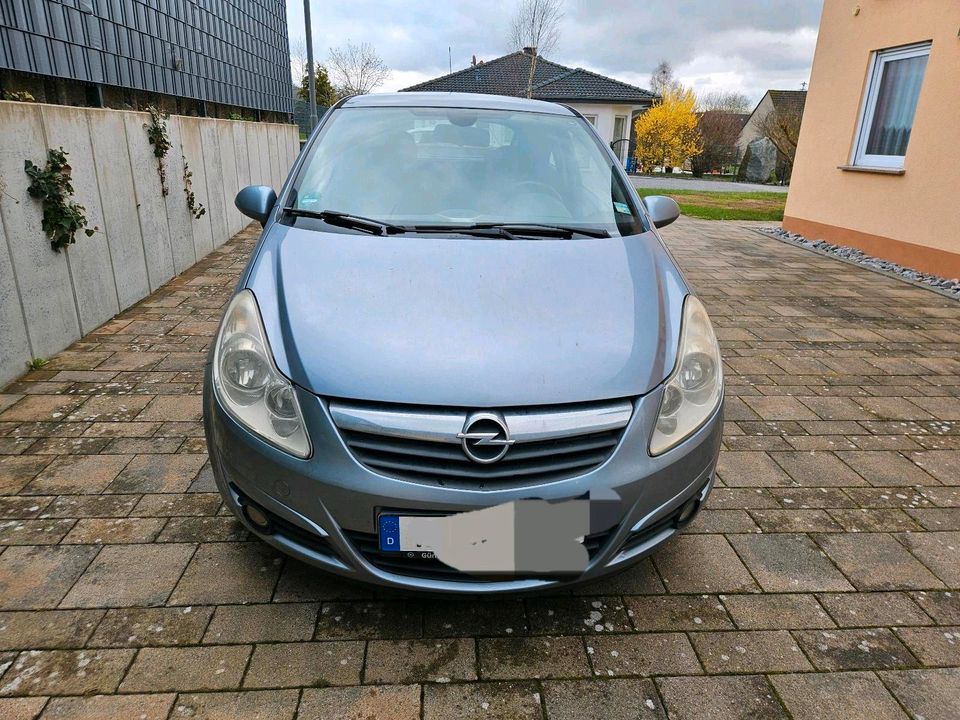 Opel Corsa D 1.2 80 Ps in Selters
