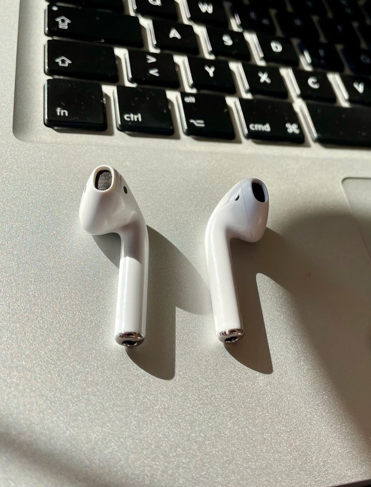 AirPods 2.Generation ❤️ in Saarbrücken