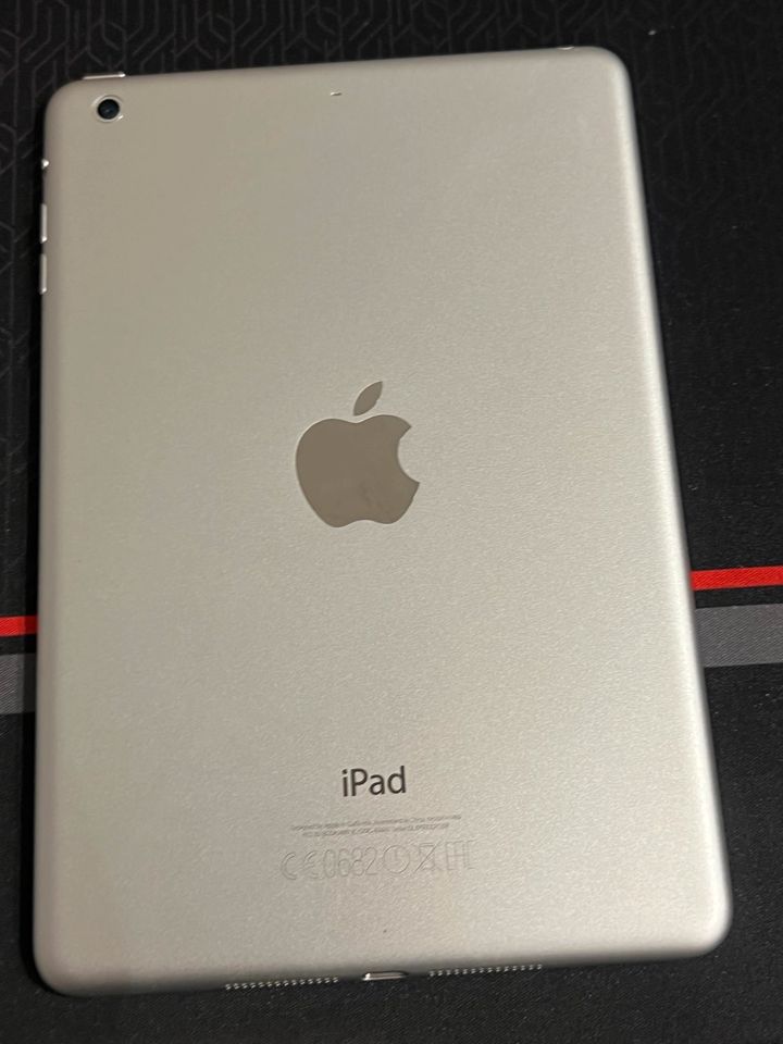 IPad mini 2 sehr guter Zustand in München