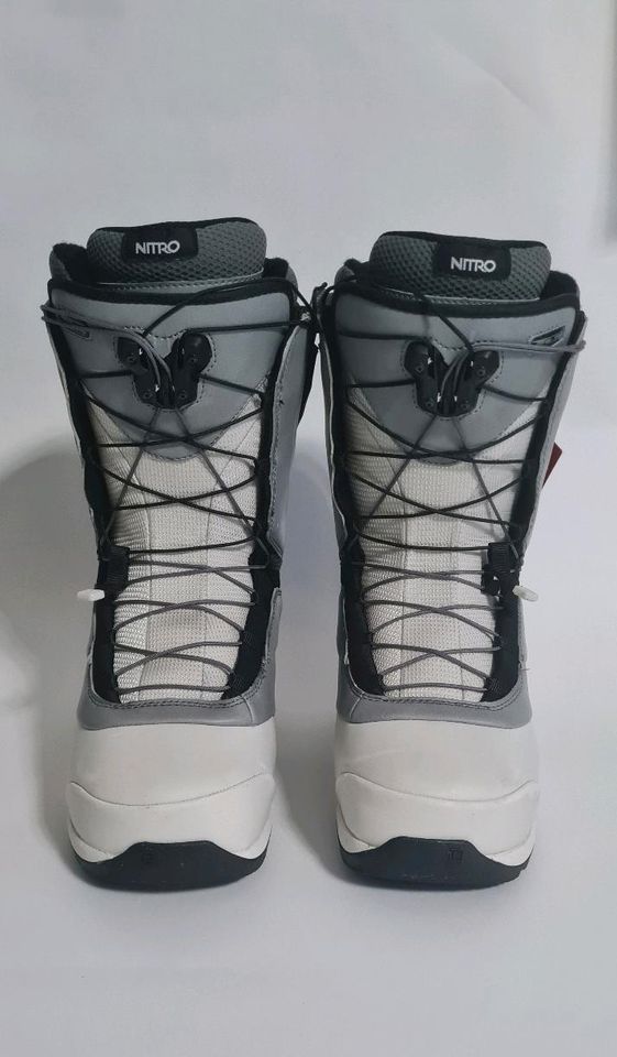 41⅓ Snowboard boot/schuhe Nitro Venture TLS white-grey-black in Crailsheim