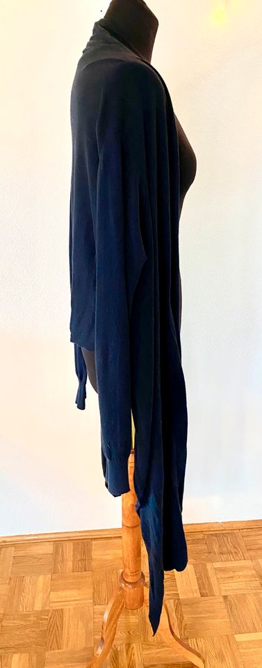 Calida Poncho Überwurf mit Ärmeln Jacke Gr. 36 - 42 in Memmingen