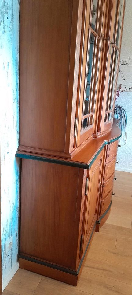 Buffetschrank in Oberdreis