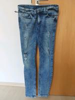 Jeans mit Löcher Größe 36 Bayern - Rieden a. Forggensee Vorschau