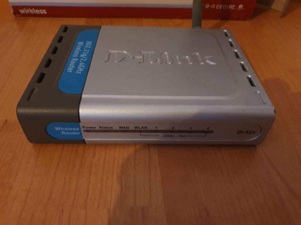 DI-524 Wlan Router 54Mbit Wireless IP-Router plus Switch in Tübingen