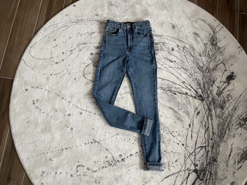 Jeans Damenjeans Stretch Größe XS von Vero Moda in Vöhringen