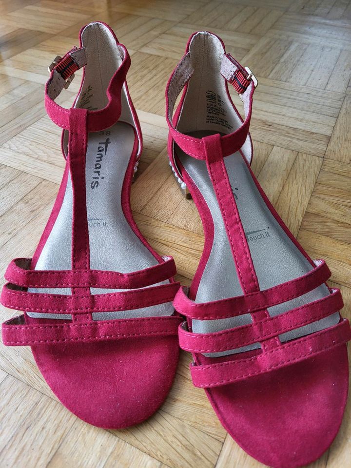 Damen Schuhe von Tamaris, rot, Größe 38, NEU in Bischofswiesen