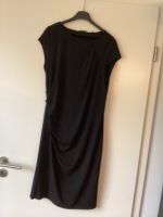 Damen Sprit Kleid schwarz Gr. M Nordrhein-Westfalen - Gevelsberg Vorschau