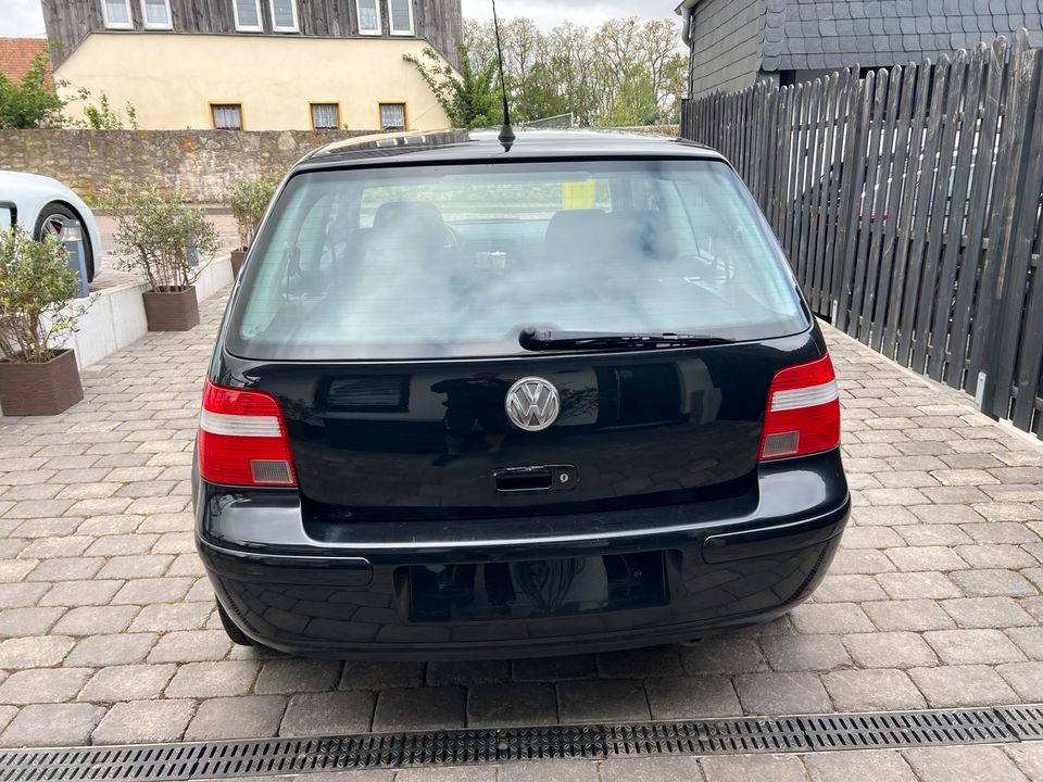 VW Golf 4 / Tüv Neu / Klima / Grüne Plakette in Eckstedt