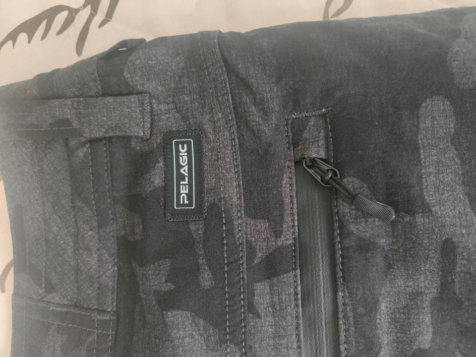 Pelagic Anglerhose/shorts CAMO in Heidelberg