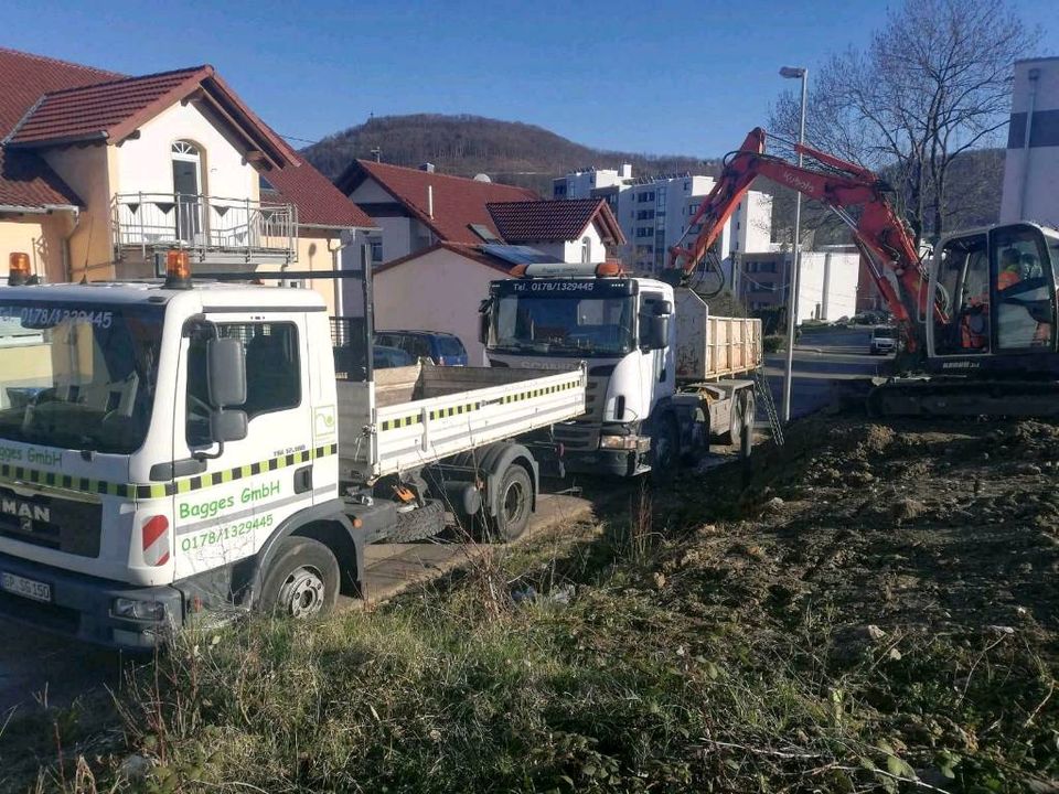 Baggerarbeiten Erdbau Bagger mit Fahrer mieten vermieten in Geislingen an der Steige