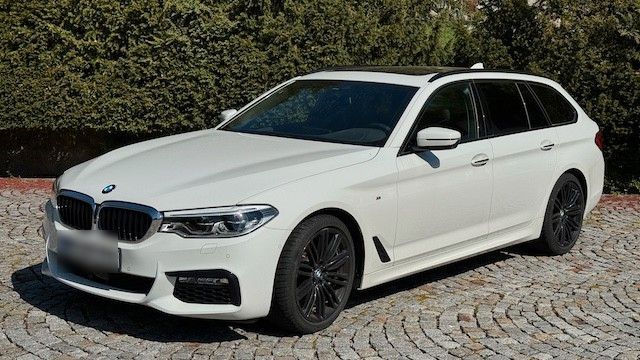 BMW 520d xDrive Touring A - in Kreuth