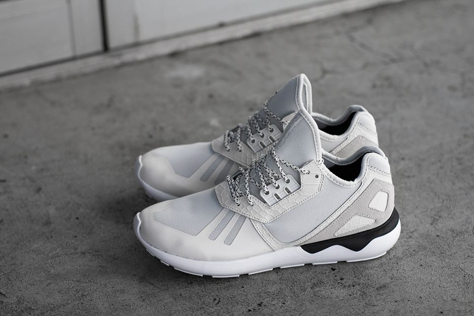 ADIDAS TUBULAR RUNNER CONSORTIUM - 44 2/3 - (ZX FLUX 8000 NMD) in Doberschau