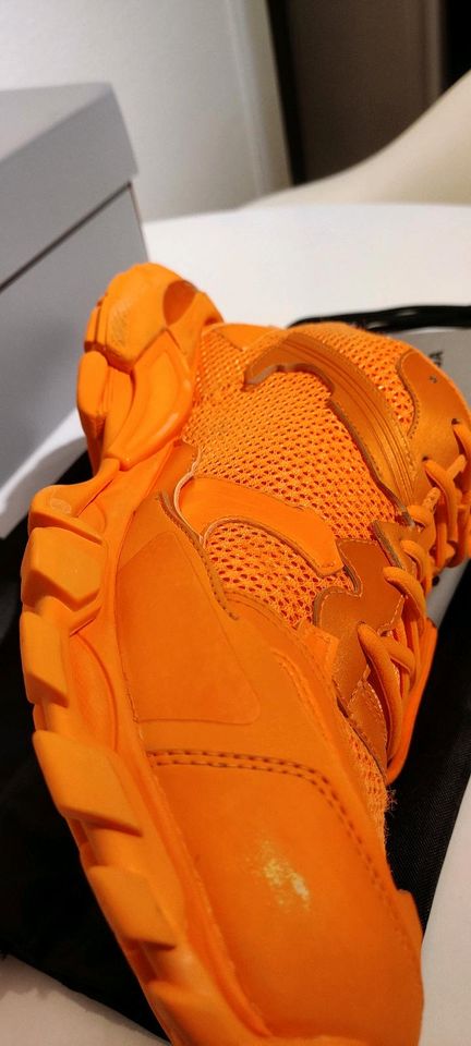 Balenciaga Track 3 Destroyed Sneaker 44/45/46 Herrenschuh Orange in München