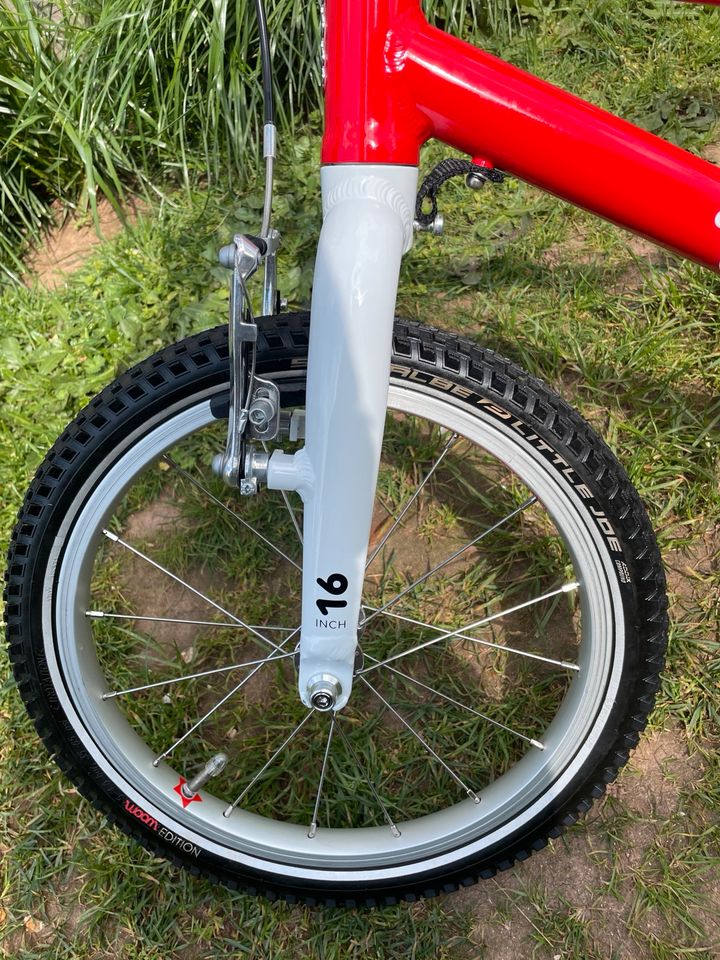 Woom 3 Kinderfahrrad 16“ Zoll Kinder Fahrrad in Rot in Ellwangen (Jagst)