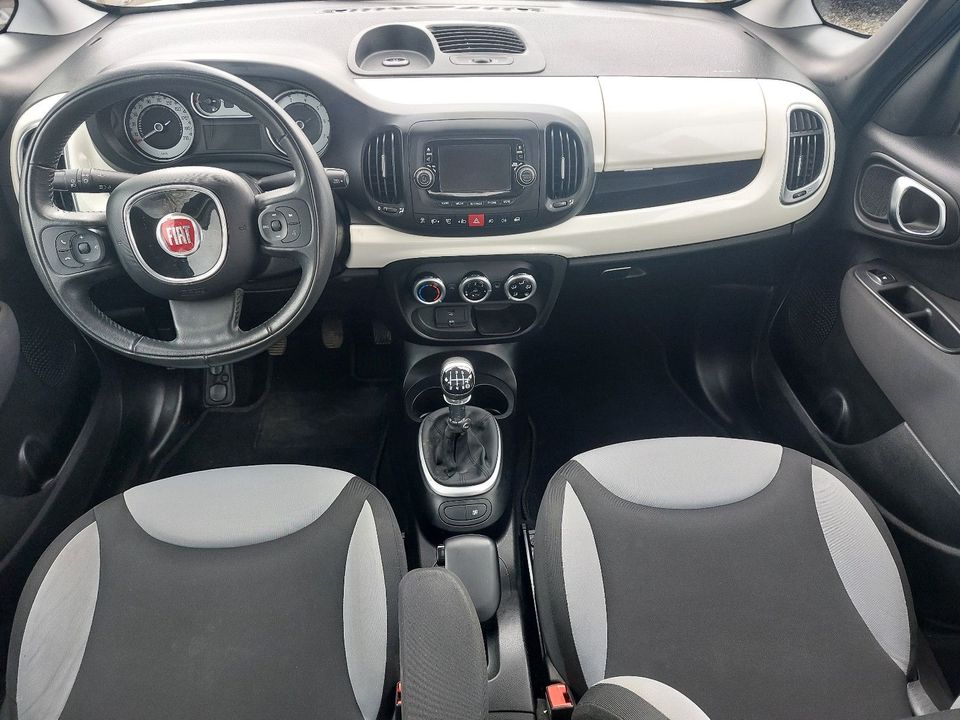Fiat 500L 1.4 Pop Star Klima Sitzhzg Pdc USB E6 in Emmering