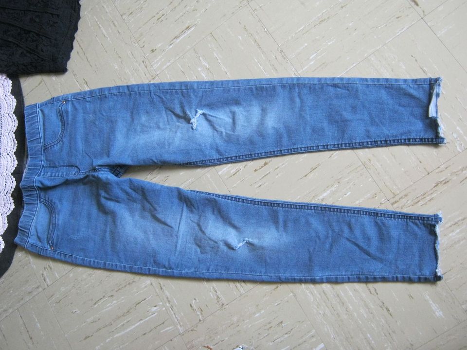 Jeans Packet  Gr.S in Essen