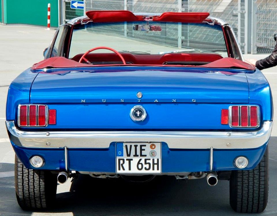 Ford Mustang Cabrio Bj. 1965 in Willich