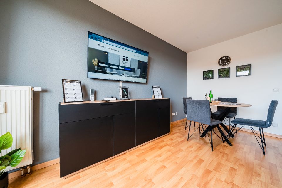 ☆ Deluxe Apartment Klimaanlage I Tiefgarage I WLAN I Balkon ☆ in Magdeburg