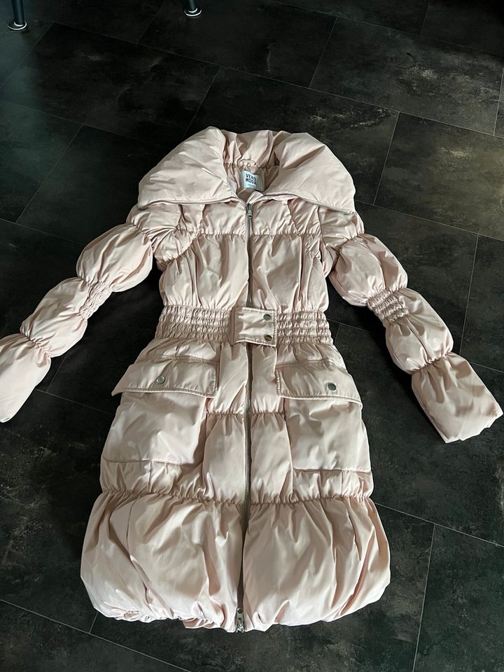 Vero Moda Mantel Jacke Daunen Gr.M in Iserlohn