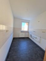 Attraktive 3-Raum-Wohnung in ruhiger Lage mit Parkplatz und Garage! Sachsen - Hohenstein-Ernstthal Vorschau