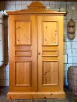 Bauernschrank, Kleiderschrank 1,95 x 1,18 x 0,59 m (H/B/T) Bayern - Burgthann  Vorschau