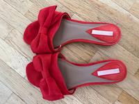 H&M Pantoletten Sandalen rot 36 sehr gut Leder Schleife Baden-Württemberg - Leonberg Vorschau
