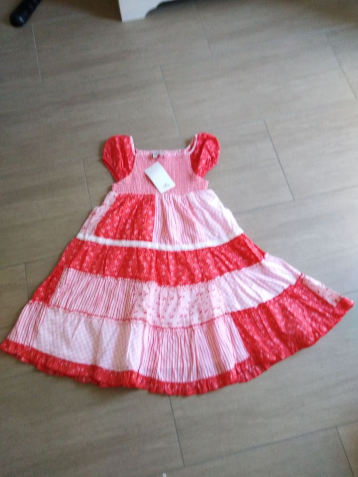 Festkleid, Sommerkleid, Einschulung, Kleid in der Größe 128 in Dortmund