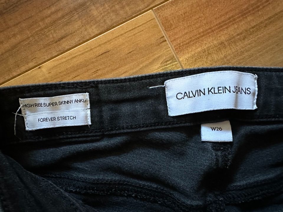 Calvin Klein Jeans in Bad Salzuflen