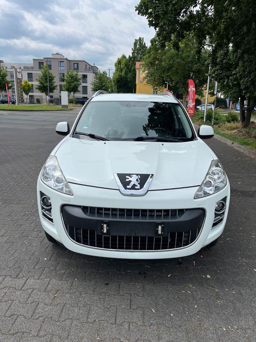Abbildung des Autos Peugeot 4007 Platinum HD…