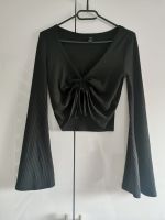 SHEIN Crop Bluse schwarz gerafft lange Ärrmel M 38 Nordrhein-Westfalen - Ruppichteroth Vorschau