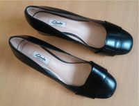 Damen Schuhe Pumps CLARKS Gr 42 schwarz Leder Nordrhein-Westfalen - Erkrath Vorschau