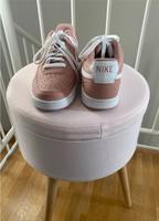 Nike Schuhe (NEU) Kr. München - Haar Vorschau