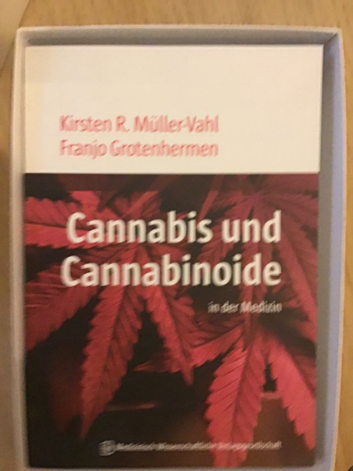Buch Cannabis / Cannabinoide Standardwerk neu in München