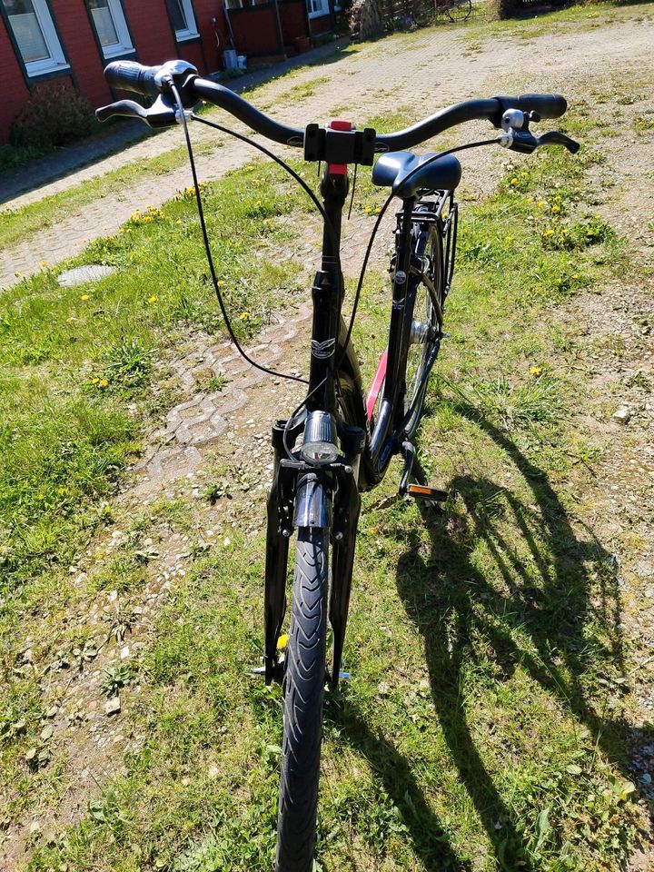 Victoria Citybike RH 48 Wie Neu Damenrad in Niepars