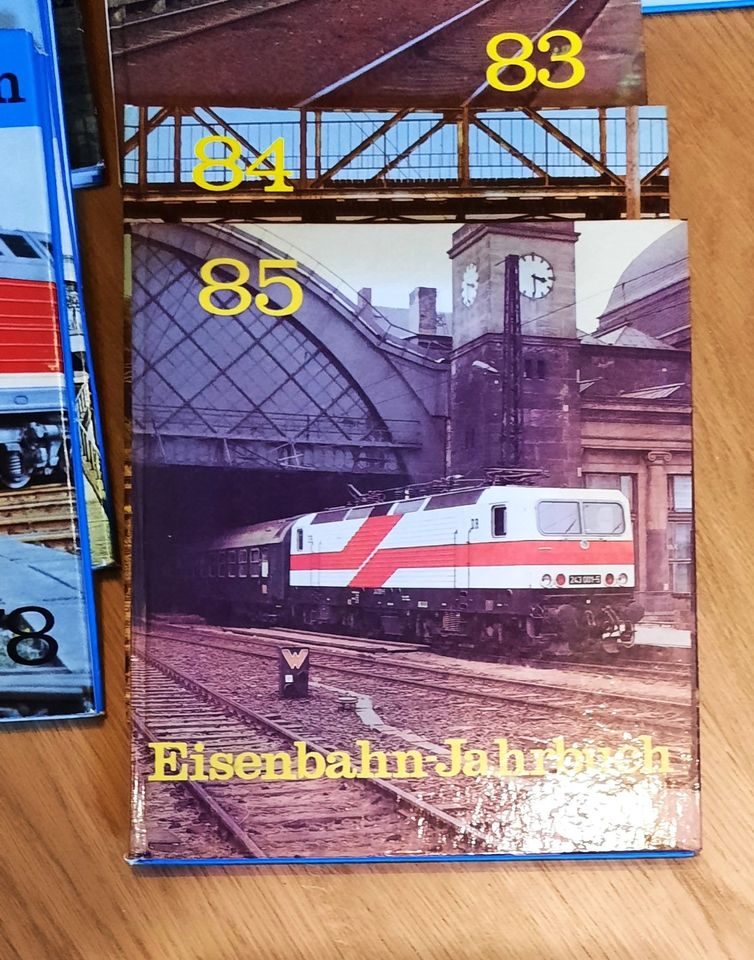 DDR Eisenbahn Jahrbuch  1967 -1985, TRANSPRESS VEB Berlin in Grafschaft