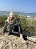 Wunderschöne Leo Oversize Musselin Bluse, Leder Leggings & Boots Bochum - Bochum-Ost Vorschau