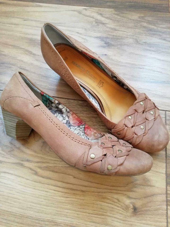 Marco Tozzi Pumps Ballerinas Leder Beige 39 Nieten Flechtmuster in  Thüringen - Meiningen | eBay Kleinanzeigen ist jetzt Kleinanzeigen