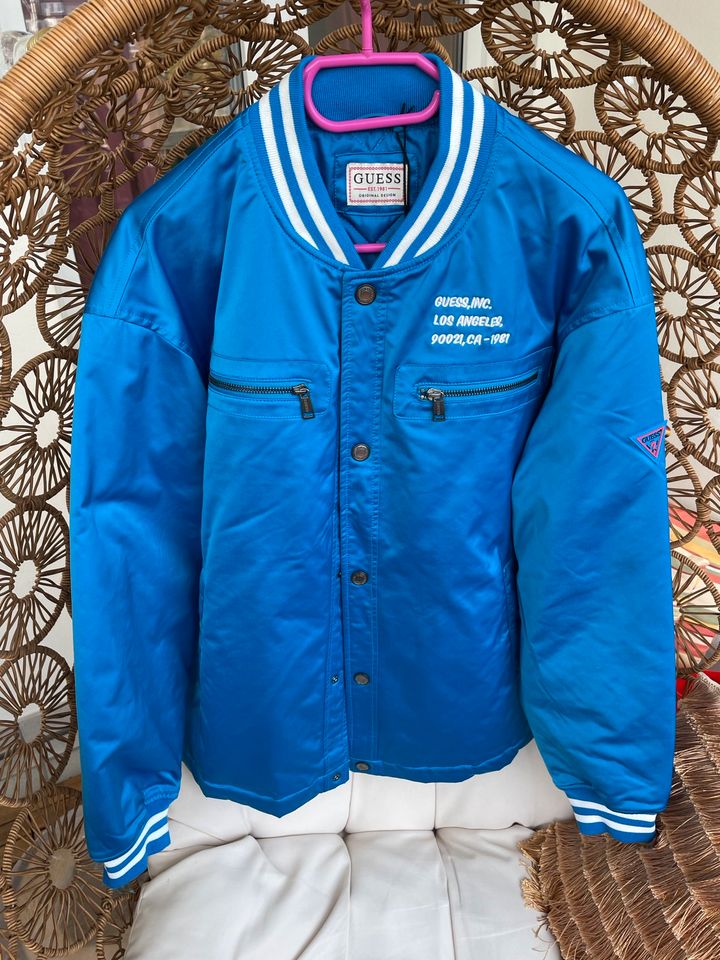 150€ NP Guess Jacke Bomber Blouson College blau in Düsseldorf