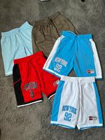 5x Basketball Shorts XS Neuwertig Herren kurze Hose New Yorker Brandenburg - Neuenhagen Vorschau