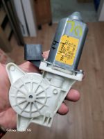 Elektrischer Fensterheber Motor Passat 3B2 Baden-Württemberg - Unterschneidheim Vorschau