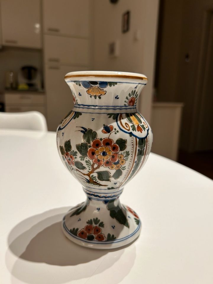 Dutch Polychrome Royal Delft Vase Kaptien in Frankfurt am Main