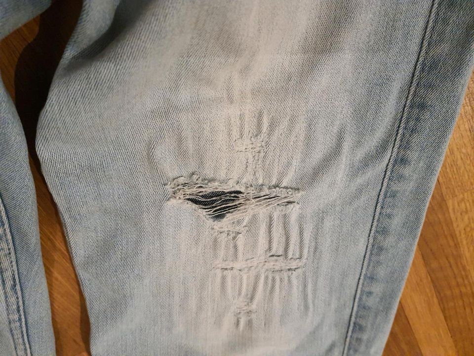 Hollister Jeans in Größe 31/32 in Frensdorf