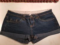 Jeans Shorts, Gr. 38 und M, nie getragen Nordrhein-Westfalen - Hüllhorst Vorschau