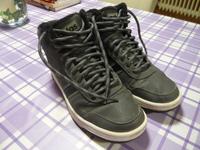 Herren ADIDAS Turnschuhe/ Sportschuhe/Wanderschuhe Gr 42,warm Bayern - Ortenburg Vorschau
