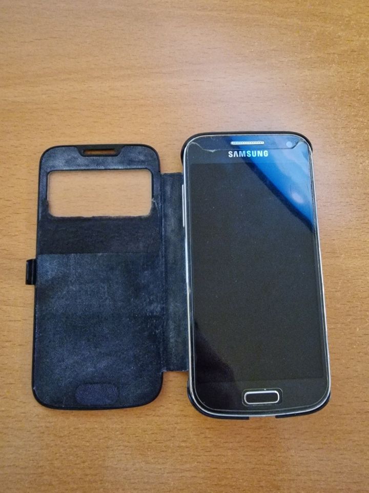 Samsung Galaxy S4 mini Hülle / Cover (Flip View Book Case) + OVP in München