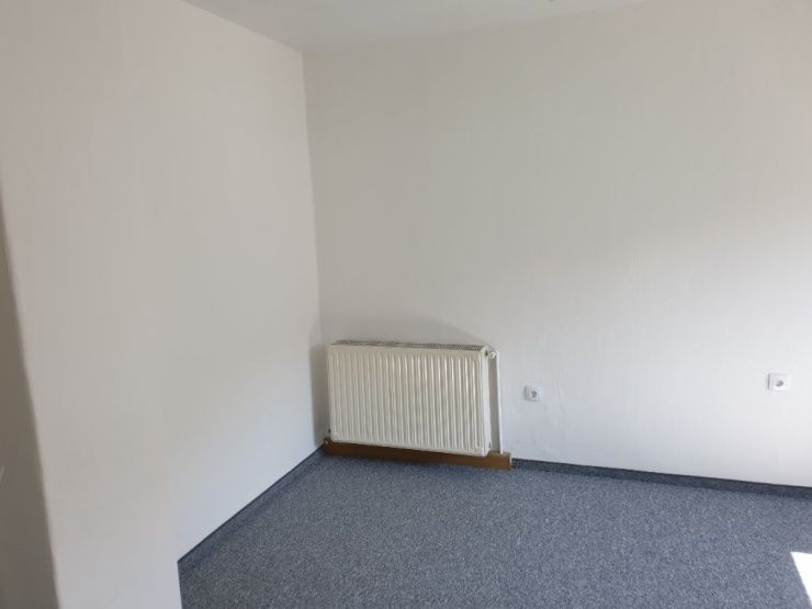 FRAUEN (FEMALE) WG-Zimmer Fürth, 3er WG, 5 Min z. Klinikum in Fürth