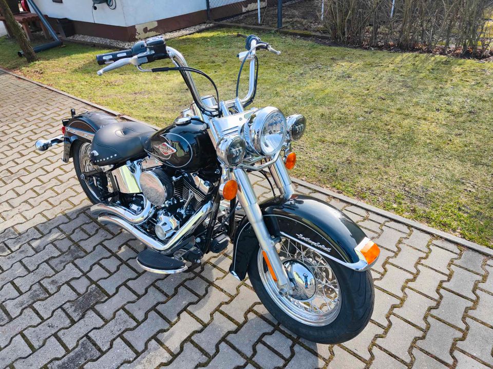 Harley Davidson 2011 FLSTC 96 cubic nur 16900 mill in Bremerhaven