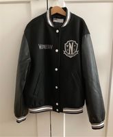 Baseballjacke mit Applikationen Wednesday H&M Gr 152 Jacke Leipzig - Schönefeld-Abtnaundorf Vorschau