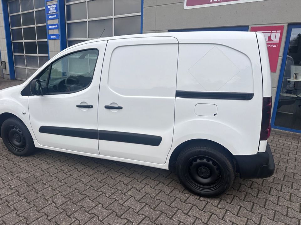 Peugeot Partner L1 Premium Navi Klima PDC in Bochum